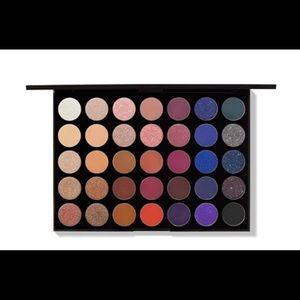 Morphe 35V Stunning Vibes Palette